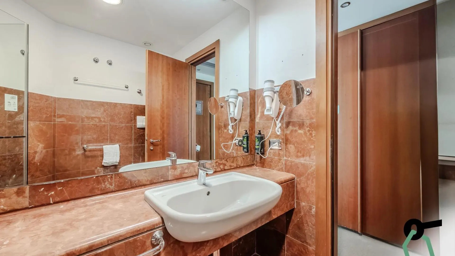 Hotiday Room Collection - Trapani 4*,